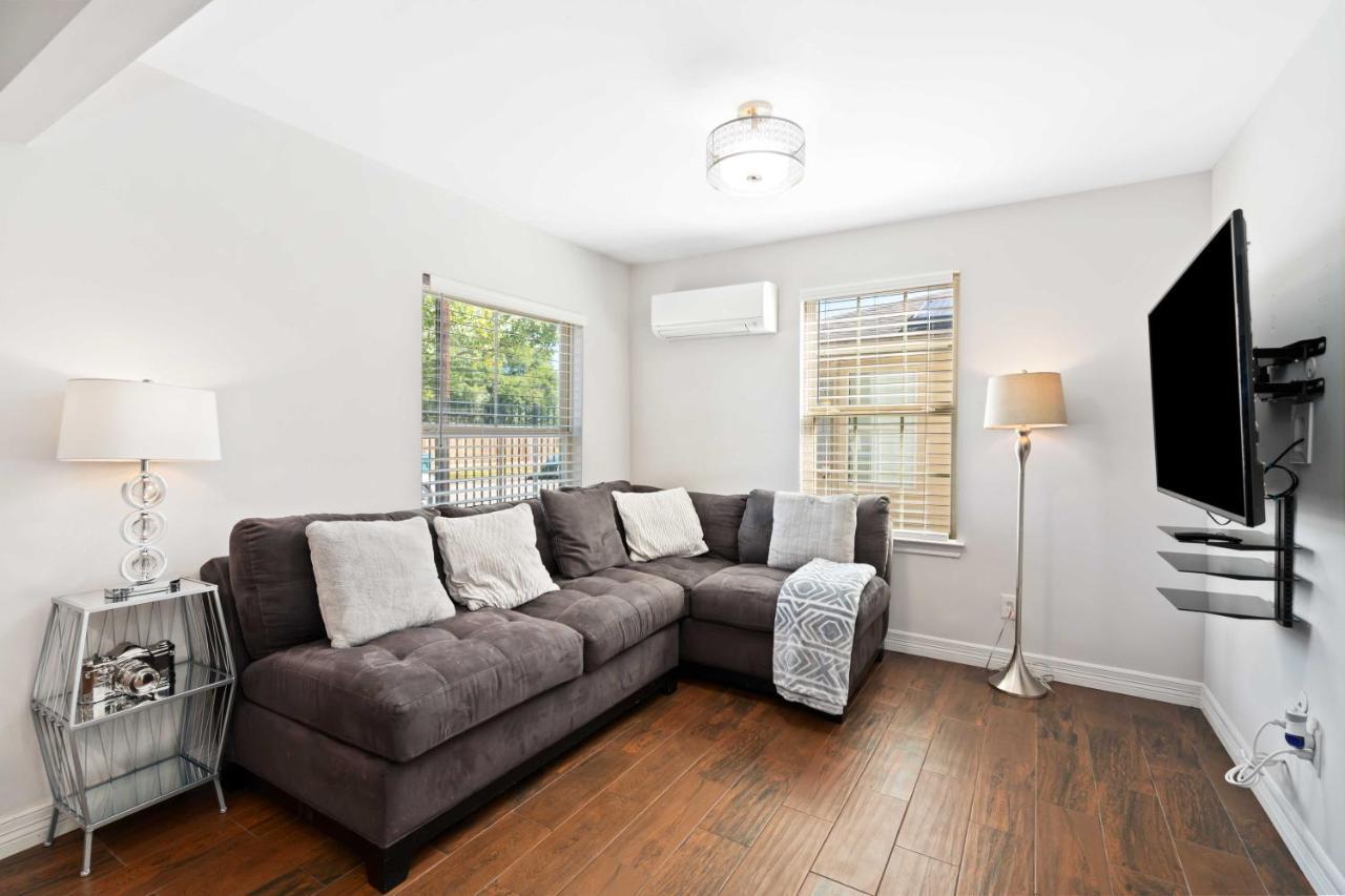 Stunning & Vibrant Apt 7 Min From Tx Med Center Houston Zewnętrze zdjęcie
