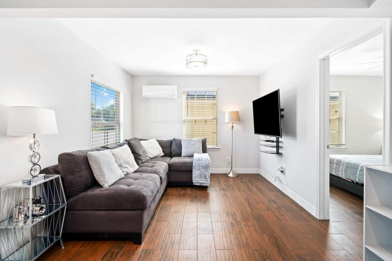 Stunning & Vibrant Apt 7 Min From Tx Med Center Houston Zewnętrze zdjęcie